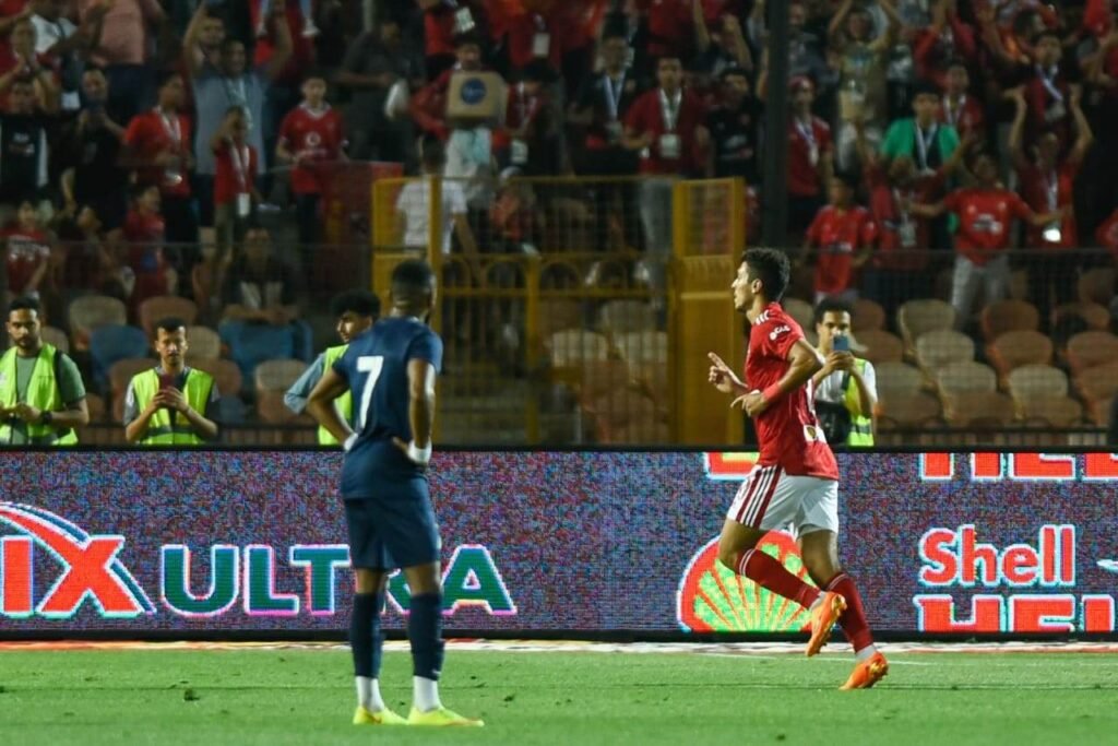 الأهلي يفوز على إنبي بهدفين بأداء باهت