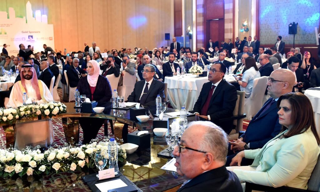 وزير الإسكان: مصر سوق واعدة للاستثمار العقاري والفرص الاستثمارية في مختلف المجالات   