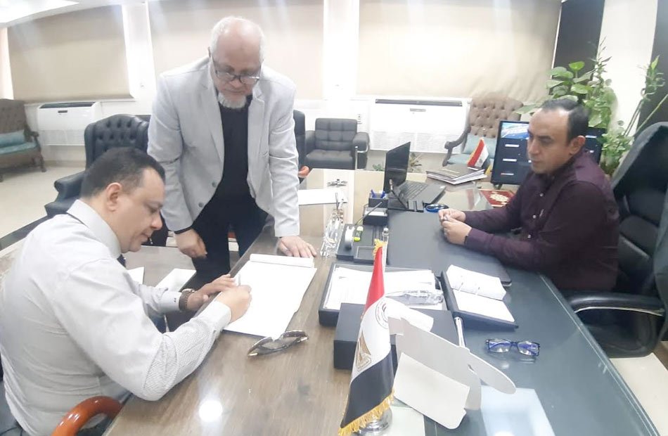 رئيس جهاز الشروق : تسليم قطعة أرض استثمارية لإقامة فندق على مساحة أكثر من 9900 م2