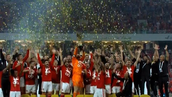  الأهلي يتوج بكأس السوبر المصري للمرة الـ 13 بعد الفوز على بيراميدز بهدف  