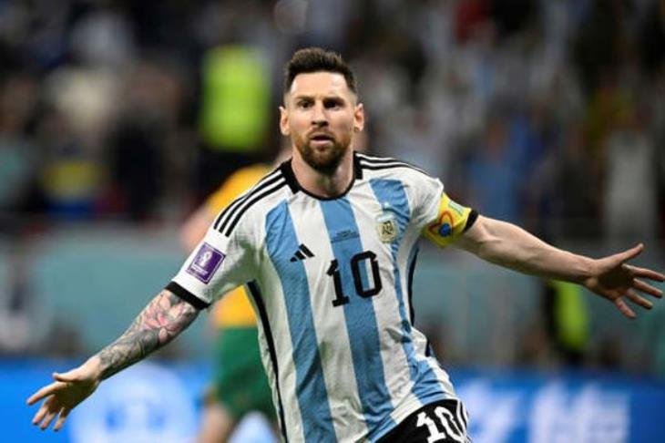 برشلونة يهنئ ميسى بعيد ميلاده الـ 36