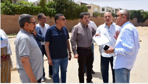 مسئولو «الإسكان» يتفقدون المشروعات الجارية بمدينة الشيخ زايد