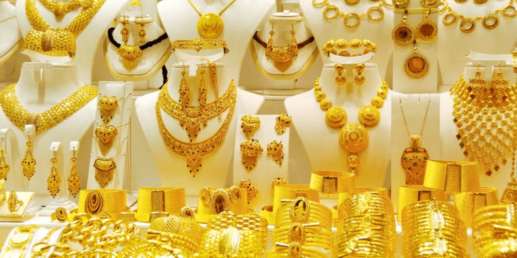مفاجأة في عيار 21 الآن.. انهيار سعر الذهب اليوم الخميس 31 أغسطس 2023