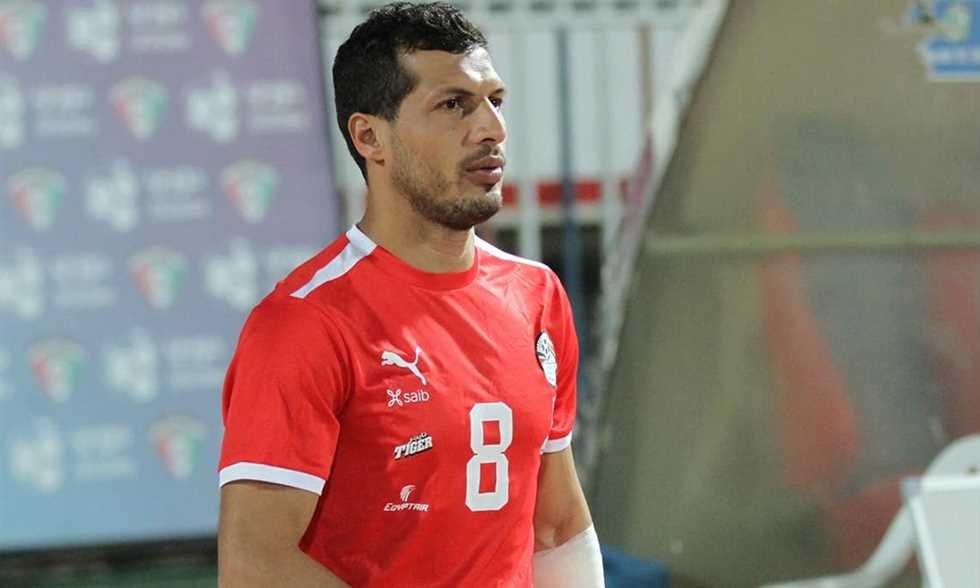 دعماََ لأطفال غزة.. مزاد خيري على قميص طارق حامد