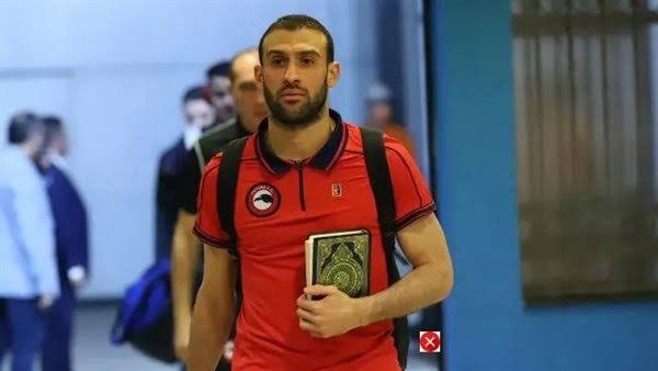 شوبير: الأهلي لم يتواصل بشكل رسمي مع عمر كمال.. والزمالك يريده