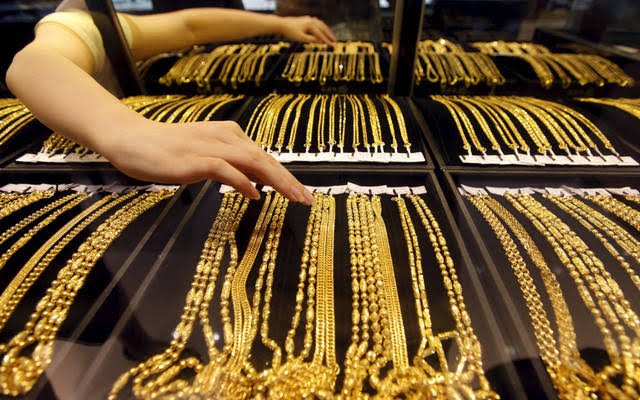 سعر الذهب في مصر بين اجتماع الفيدرالي الأمريكي وقرار المركزي المصري