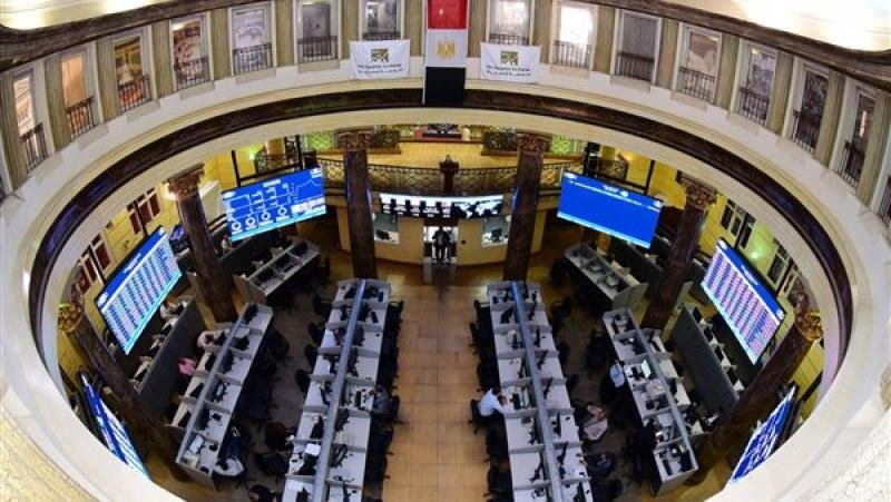 مشتريات المصريين والعرب تصعد بمؤشرات البورصة بمنتصف تعاملات اليوم