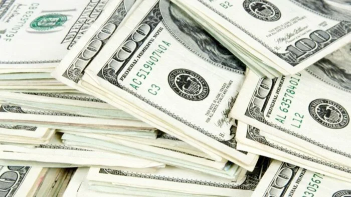 وحدة بحوث «سي آي كابيتال» تتوقع ارتفاع الجنيه أمام الدولار بنسبة 20%