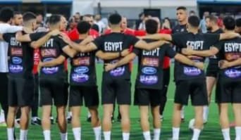 اسلام صادق على عهدته يكشف كواليس غضب مصطفى شوبير خلال تواجده مع منتخب مصر