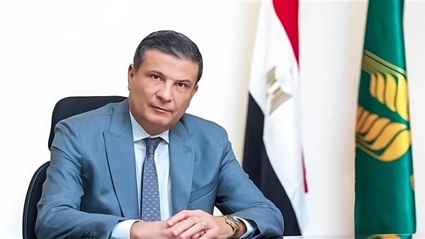 تشكيل الحكومه : علاء فاروق رئيس البنك الزراعي وزيرا للزراعة خلفا للسيد القصير