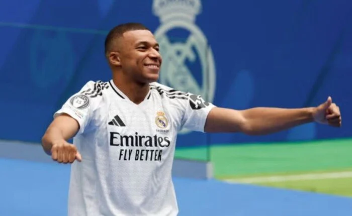 حفل تقديم مبابي.. تنصيب ملك ريال مدريد الجديد رسميًا «فيديو»
