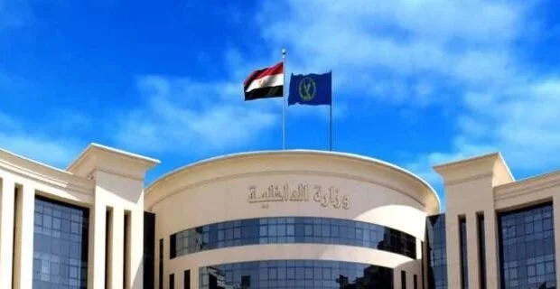 مصدر أمني ينفي شائعات إخوانية عن قطع الكهرباء بعنبر في مركز للإصلاح والتأهيل