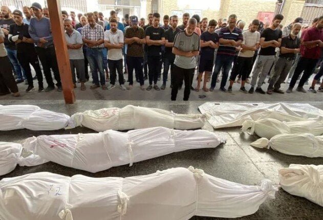 استشهاد 7 فلسطينيين جراء استهداف الاحتلال منتظري المساعدات شمال ووسط غزة