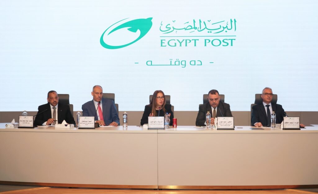 الاستاذة داليا الباز: العاملون بالبريد هم “الجيش الأخضر”.. والإنتاج مفتاح زيادة العوائد الاستثمارية